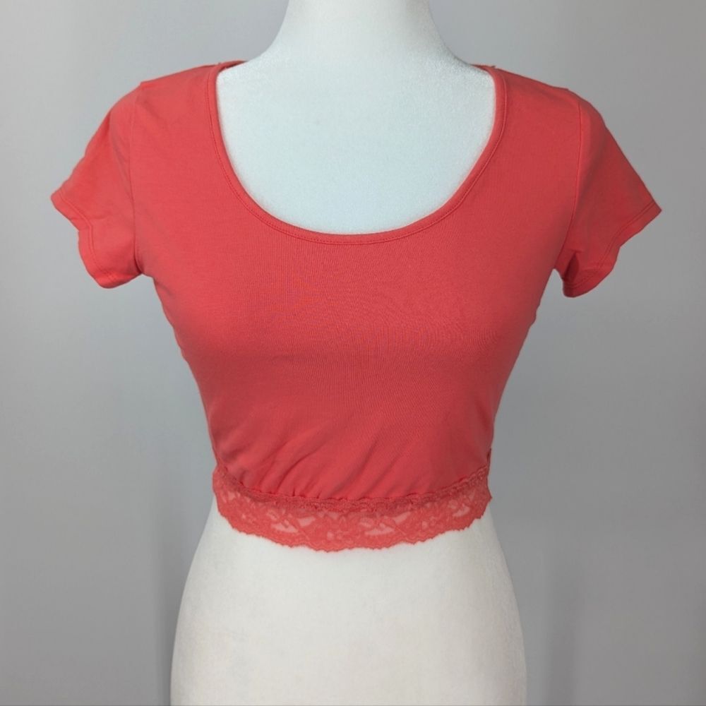 Ambiance Apparel Scoop Neck Short Sleeve Lace Orange Crop Top Baby Tee Medium
